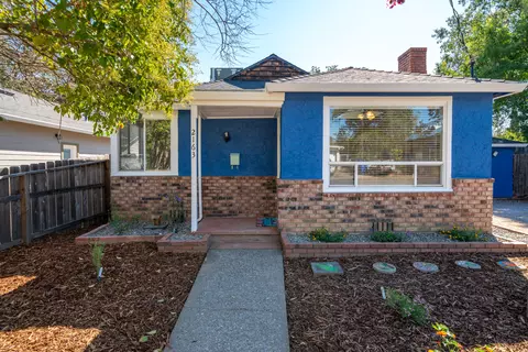 Exterior - 2163 Grape Ave, Redding, CA 96001 photo 17 of 17