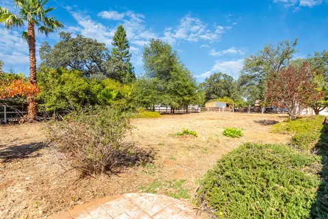 19935 Paso Robles Ave, Redding, CA 96003 photo 25