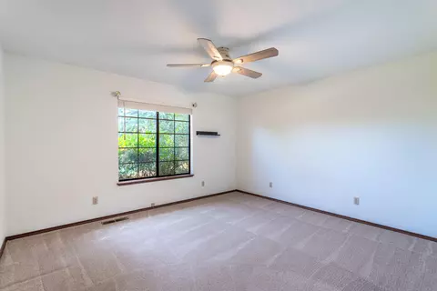 19935 Paso Robles Ave, Redding, CA 96003 photo 19
