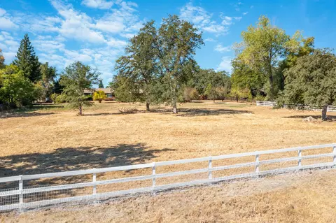 19935 Paso Robles Ave, Redding, CA 96003 photo 28