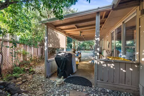 Exterior - 2854 Churn Ct, Redding, CA 96002 photo 4 of 10