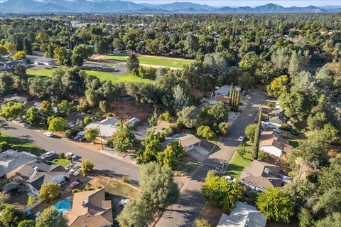 View/Area - 2854 Churn Ct, Redding, CA 96002 photo 2 of 2