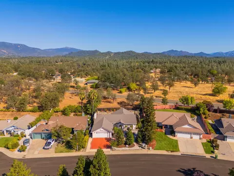 View/Area - 3570 Old Lantern Dr, Redding, CA 96003 photo 6 of 6
