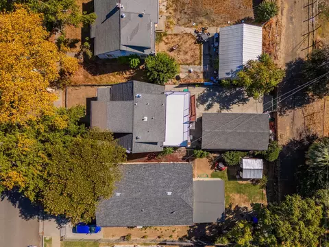 View/Area - 215 Washington St, Red Bluff, CA 96080 photo 1 of 2
