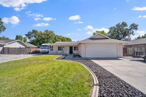 6955 Yvonne Ct, Redding, CA 96001