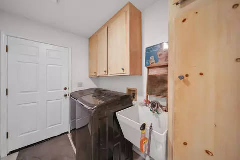 Other - 6955 Yvonne Ct, Redding, CA 96001 photo 4 of 6