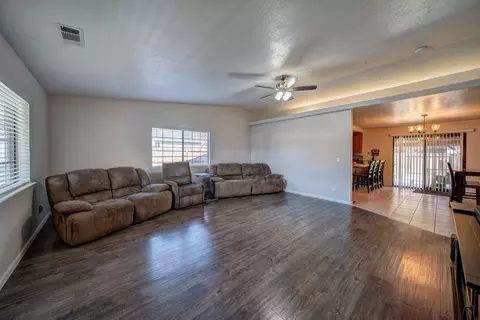 Living - 6955 Yvonne Ct, Redding, CA 96001 photo 1 of 1