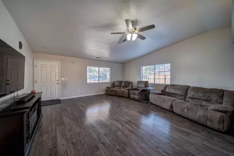 Other - 6955 Yvonne Ct, Redding, CA 96001 photo 3 of 6