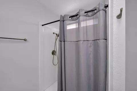 Bath - 6955 Yvonne Ct, Redding, CA 96001 photo 2 of 2