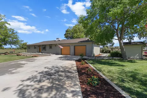 4315 Webb Rd, Anderson, CA 96007 photo 2