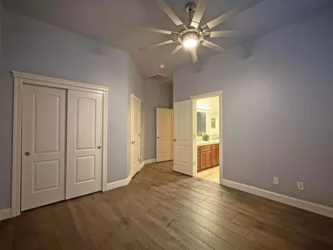 Bedroom - 2807 Montana Sky Dr, Redding, CA 96002 photo 2 of 5