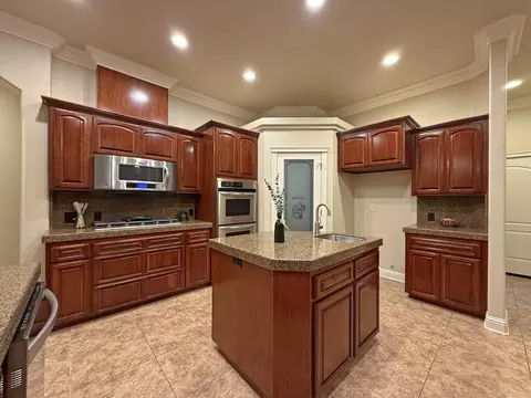 Kitchen - 2807 Montana Sky Dr, Redding, CA 96002 photo 3 of 4