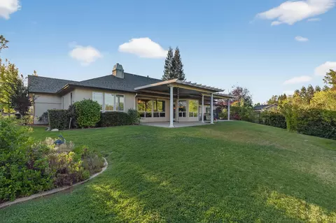 Exterior - 2275 Crescent Moon Dr, Redding, CA 96001 photo 4 of 8