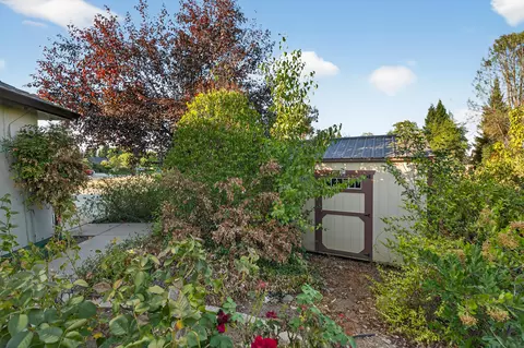Exterior - 2275 Crescent Moon Dr, Redding, CA 96001 photo 8 of 8