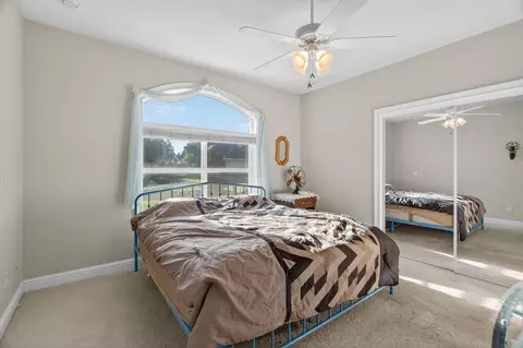 Bedroom - 2275 Crescent Moon Dr, Redding, CA 96001 photo 5 of 6