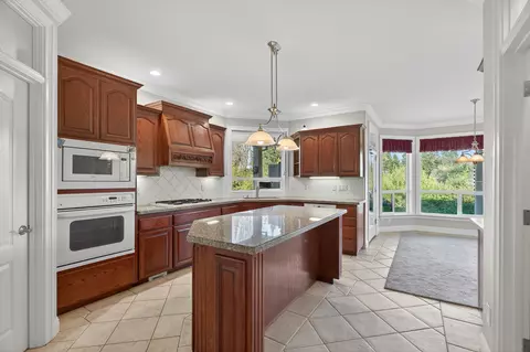 Kitchen - 2275 Crescent Moon Dr, Redding, CA 96001 photo 1 of 4