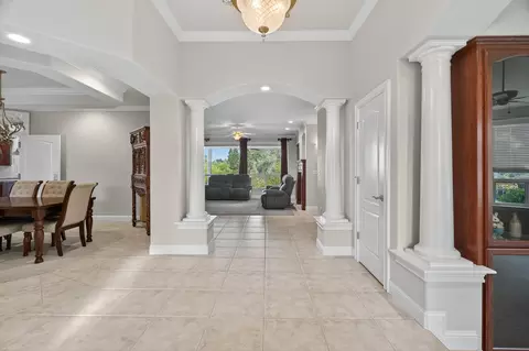 Entry Way - 2275 Crescent Moon Dr, Redding, CA 96001 photo 1 of 2