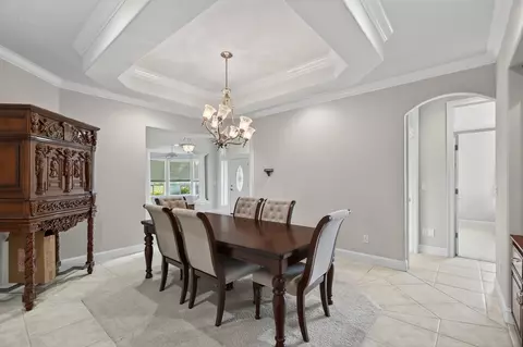 Dining - 2275 Crescent Moon Dr, Redding, CA 96001 photo 2 of 2