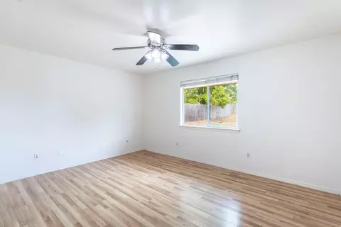 1567 Trumpet Dr, Redding, CA 96003 photo 12