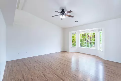 1567 Trumpet Dr, Redding, CA 96003 photo 9