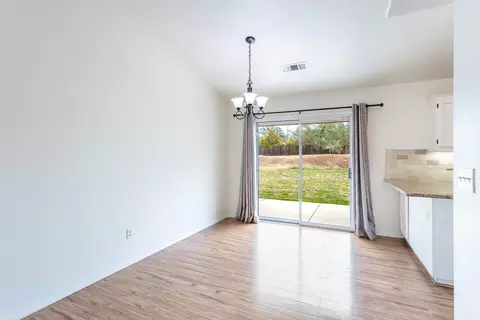 1567 Trumpet Dr, Redding, CA 96003 photo 7