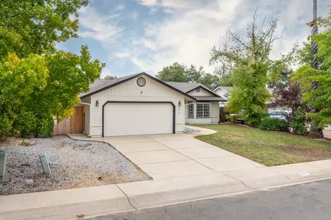 1567 Trumpet Dr, Redding, CA 96003 photo 2