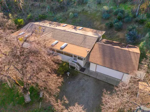 Undisclosed, Igo, CA 96047 photo 32