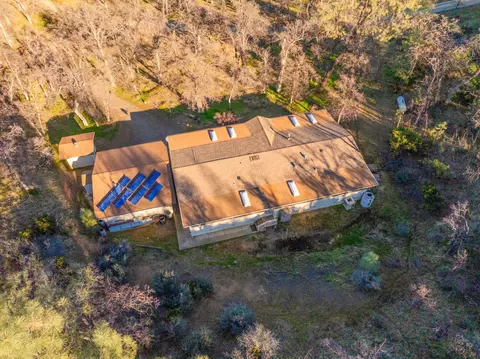 Undisclosed, Igo, CA 96047 photo 30