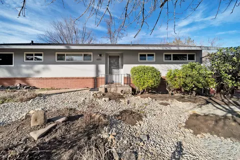 2326 Gold St, Redding, CA 96001 photo 4