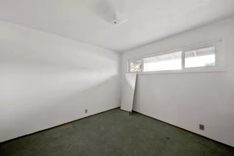 2326 Gold St, Redding, CA 96001 photo 8