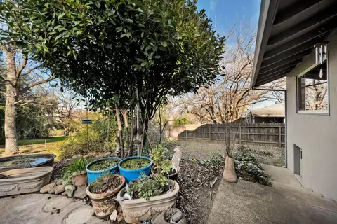 2326 Gold St, Redding, CA 96001 photo 30