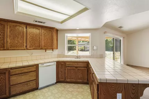 4334 Mountain Glen Ct, Redding, CA 96001 photo 9