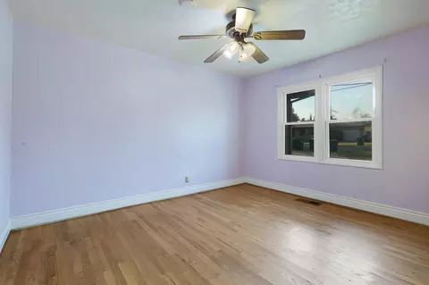 Bedroom - 6941 Riverside Dr, Redding, CA 96001 photo 4 of 6