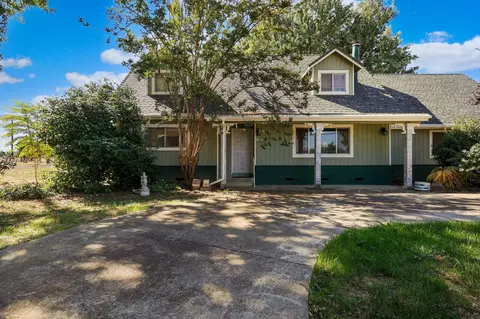 6740 Churn Crk Rd, Redding, CA 96002 photo 3