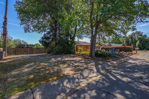 Exterior - 7545 Fiesta Way, Redding, CA 96002 photo 18 of 18