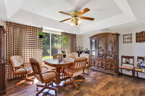Dining - 7545 Fiesta Way, Redding, CA 96002 photo 1 of 2