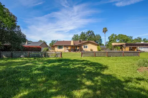 Exterior - 7545 Fiesta Way, Redding, CA 96002 photo 13 of 18