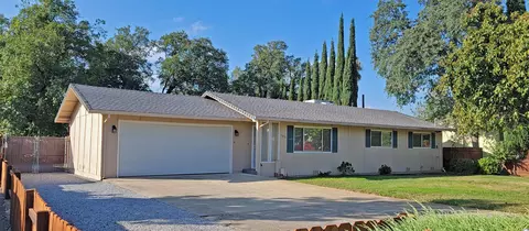 3435 Glenwood Dr, Redding, CA 96003