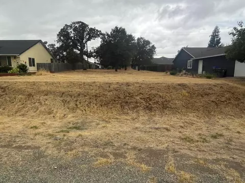 19599 Lake California Dr, Cottonwood, CA 96022