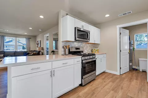 2821 Leland Ave, Redding, CA 96001 photo 18