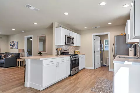 2821 Leland Ave, Redding, CA 96001 photo 17