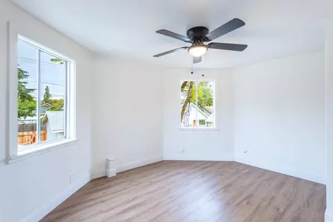 Bedroom - 10251027 Parkview Ave, Redding, CA 96001 photo 2 of 12
