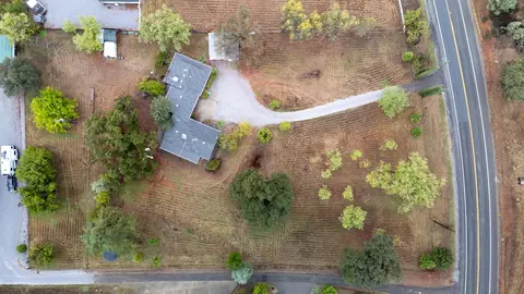 11341 Old Oregon Trl, Redding, CA 96003 photo 40