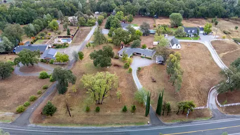 11341 Old Oregon Trl, Redding, CA 96003 photo 39