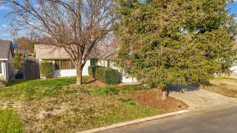 2670 Marvin Trl, Redding, CA 96001 photo 2