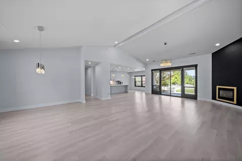 Living - 2120 Tradition Way, Redding, CA 96001 photo 3 of 3