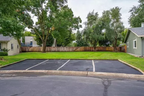 1818 Del Mar Ave, Redding, CA 96003 photo 28