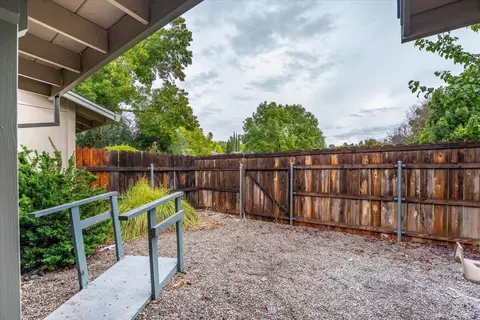 1818 Del Mar Ave, Redding, CA 96003 photo 20