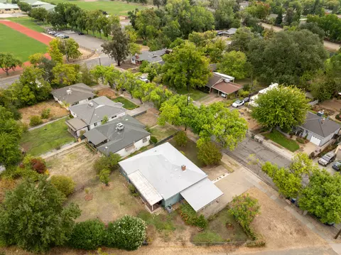 2056 Canal Dr, Redding, CA 96001 photo 39