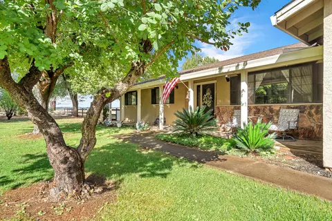 19300 Desiree Ct, Cottonwood, CA 96022